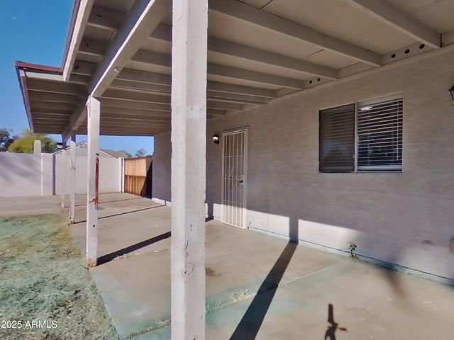 515 E ROCKWOOD Drive, Phoenix, AZ 85024