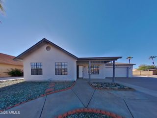515 E ROCKWOOD Drive, Phoenix, AZ 85024