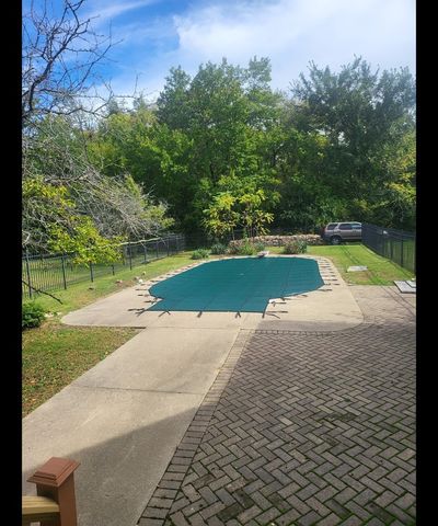 1320 Bull Valley Drive, Woodstock, IL 60098