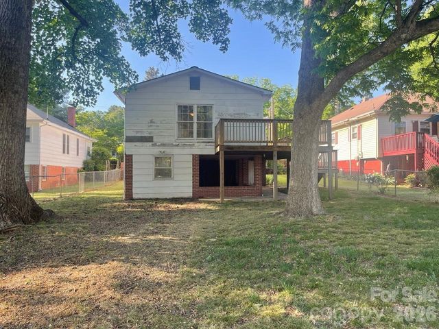 119 Pine Street, Badin, NC 28009