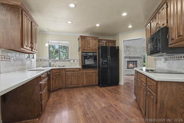 2905 S Aspen Court, Broken Arrow, OK 74012