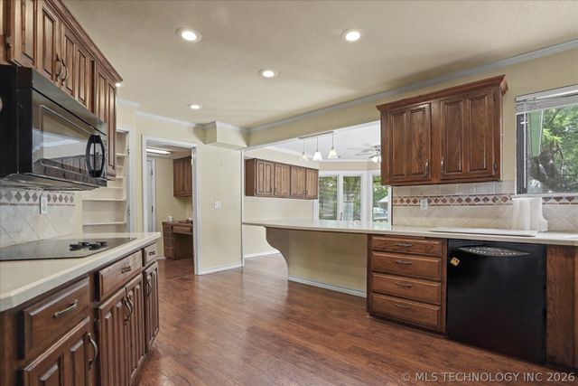 2905 S Aspen Court, Broken Arrow, OK 74012