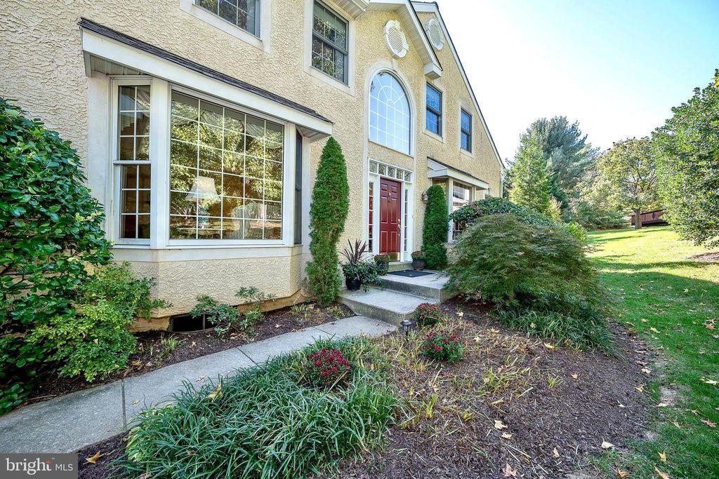 191 STONY POINT DR, Berwyn, PA 19312