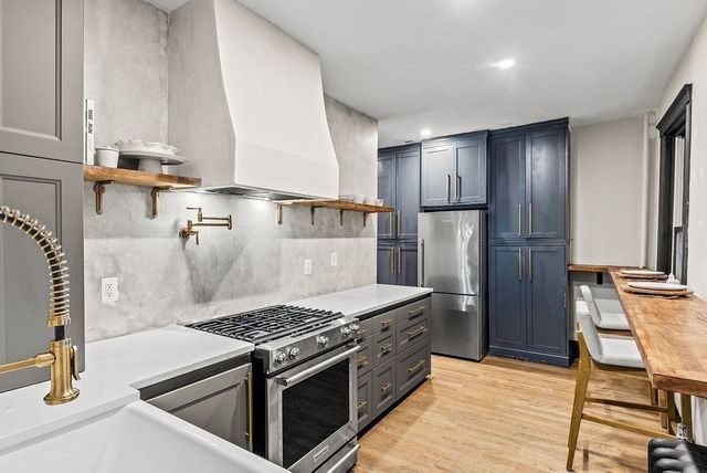 51 Revere St 2, Boston, MA 02114