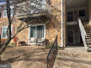 32 JUNIPER CT, Lawrence, NJ 08648