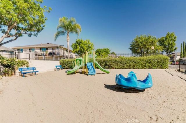 600 Avenida Del Platino, Thousand Oaks, CA 91320
