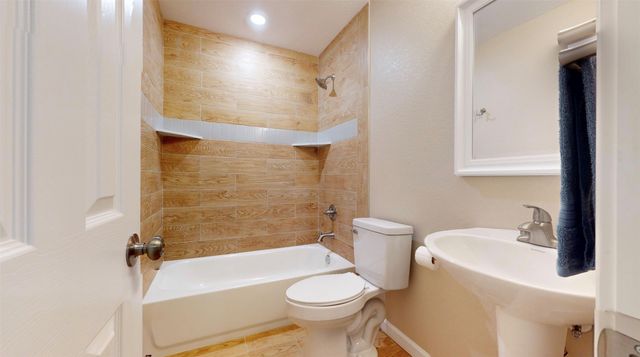 3201 Lakeland Street, Fort Worth, TX 76111