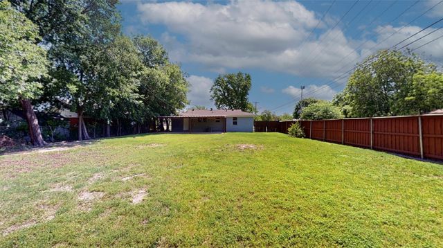 3201 Lakeland Street, Fort Worth, TX 76111