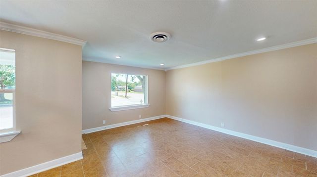 3201 Lakeland Street, Fort Worth, TX 76111