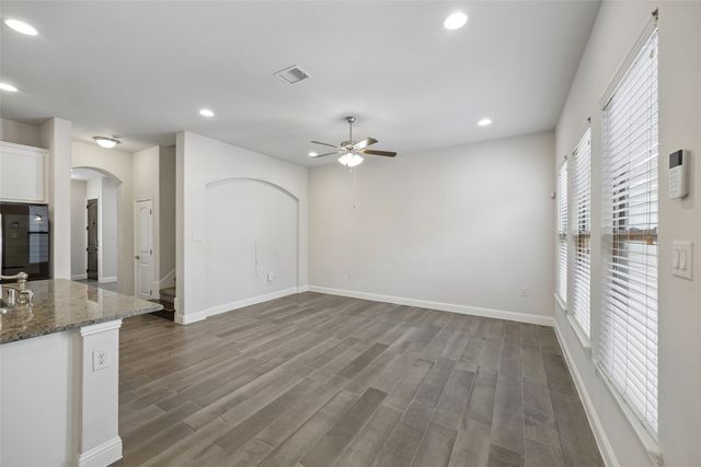 4135 Cascade Sky Drive, Arlington, TX 76005
