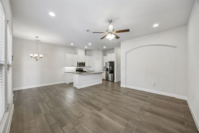 4135 Cascade Sky Drive, Arlington, TX 76005