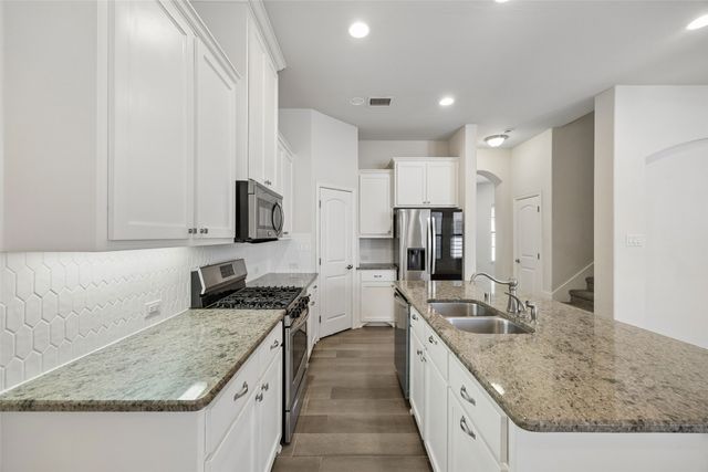 4135 Cascade Sky Drive, Arlington, TX 76005