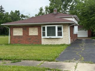 2352 W 157th Place, Markham, IL 60426