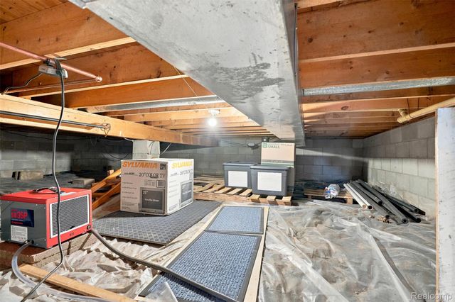 3744 Fish Lake Road, Mayfield Township, MI 48446