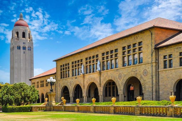 225 W Meadow Drive, Palo Alto, CA 94306