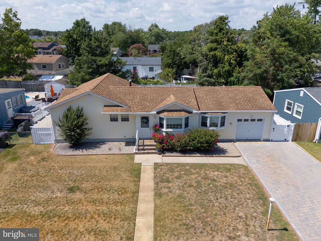 948 HAZELWOOD RD, Toms River, NJ 08753
