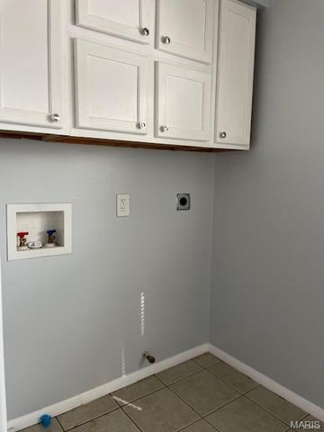 3648 Edmundson Road 1st Fl, St Louis, MO 63114