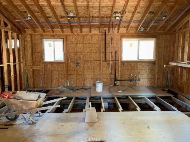 33130 Ridge Road, Running Springs, CA 92382