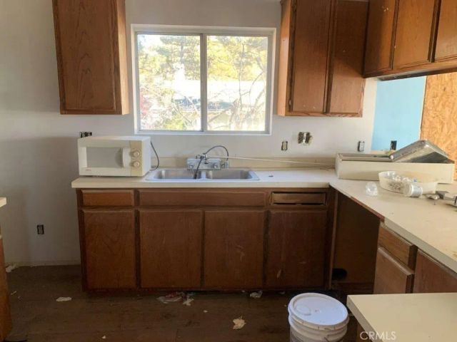 33130 Ridge Road, Running Springs, CA 92382