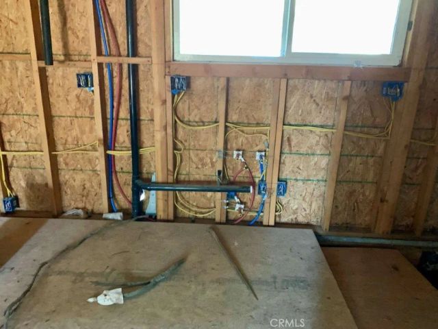 33130 Ridge Road, Running Springs, CA 92382