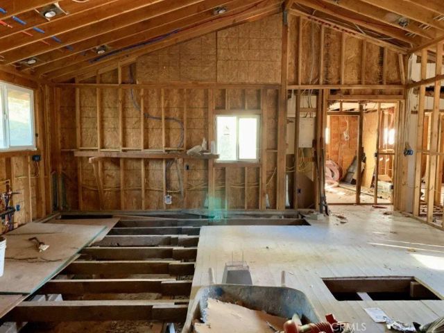 33130 Ridge Road, Running Springs, CA 92382