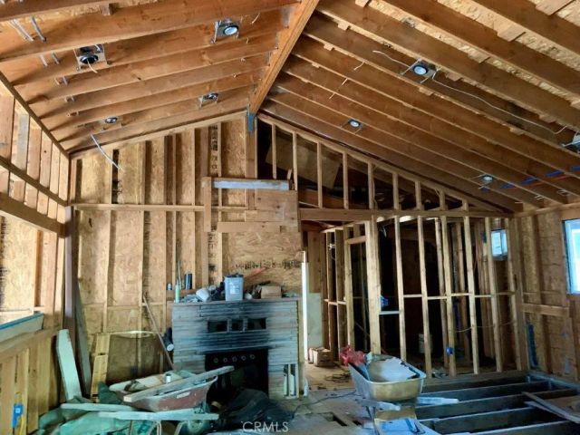 33130 Ridge Road, Running Springs, CA 92382