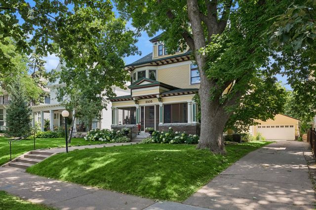 2105 Girard Avenue S, Minneapolis, MN 55405