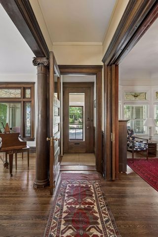 2105 Girard Avenue S, Minneapolis, MN 55405