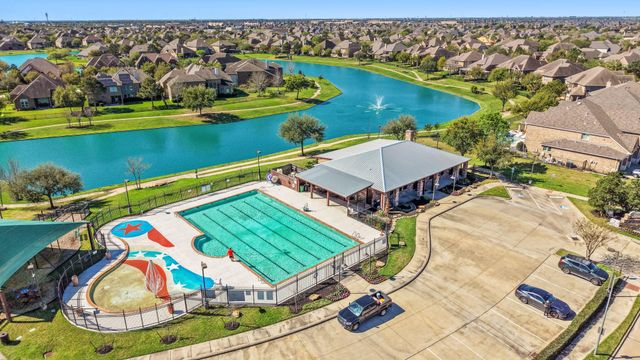 27406 Starlight Canyon Lane, Katy, TX 77494