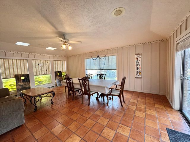 276 Broadmoor Drive, Brookeland, TX 75931