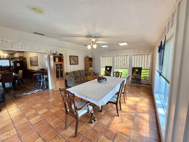 276 Broadmoor Drive, Brookeland, TX 75931