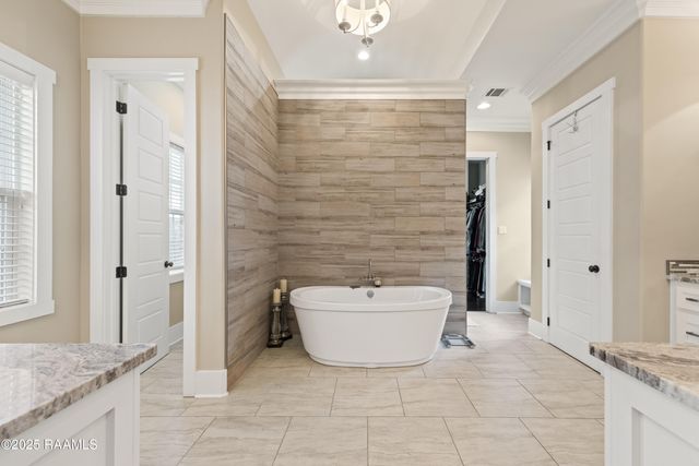 311 Oats Drive, Lafayette, LA 70508