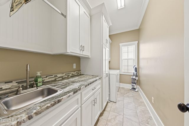 311 Oats Drive, Lafayette, LA 70508