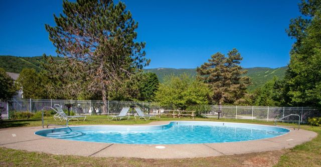 42 Lower Phase Road # 23, Warren, VT 05674