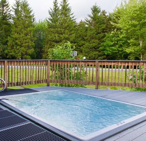 42 Lower Phase Road # 23, Warren, VT 05674