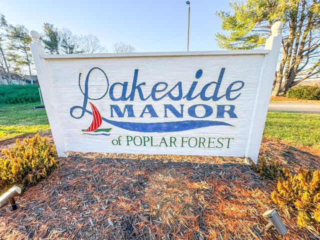 101 Manor Drive A, Forest, VA 24551