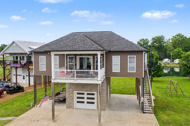 175 Ellen Ln, Decaturville, TN 38329