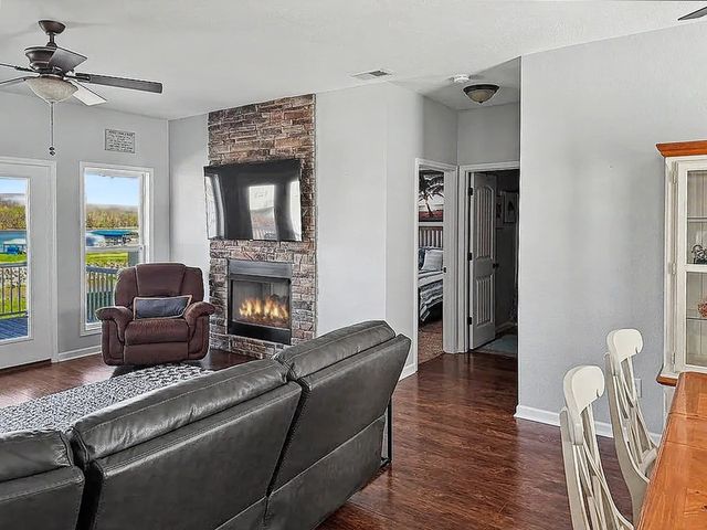 175 Ellen Ln, Decaturville, TN 38329