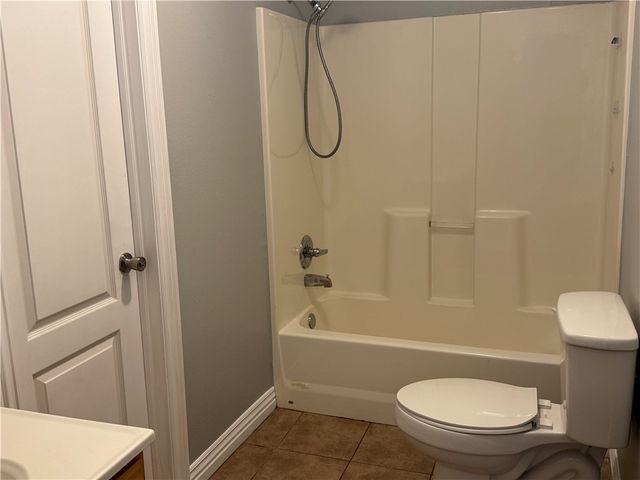860 Mockingbird Lane, Gentry, AR 72734