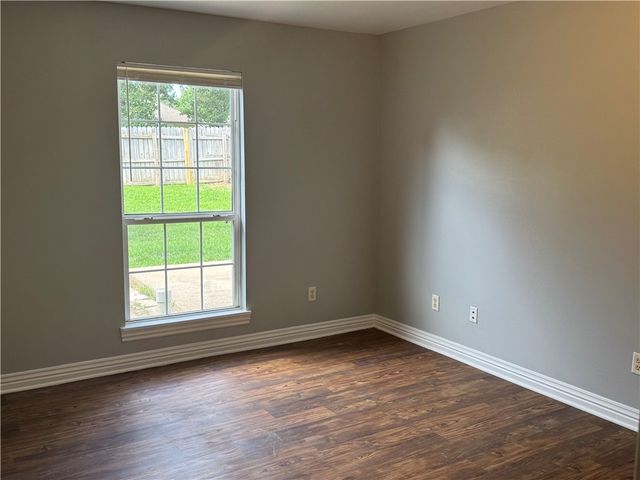 860 Mockingbird Lane, Gentry, AR 72734
