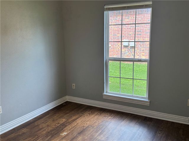 860 Mockingbird Lane, Gentry, AR 72734