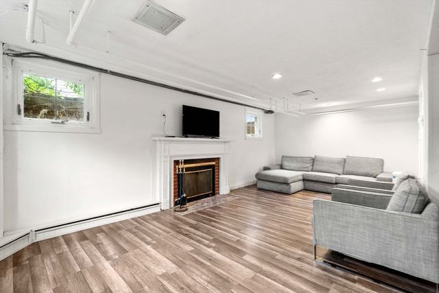 88 Elm St, Milton, MA 02186