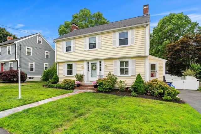 88 Elm St, Milton, MA 02186