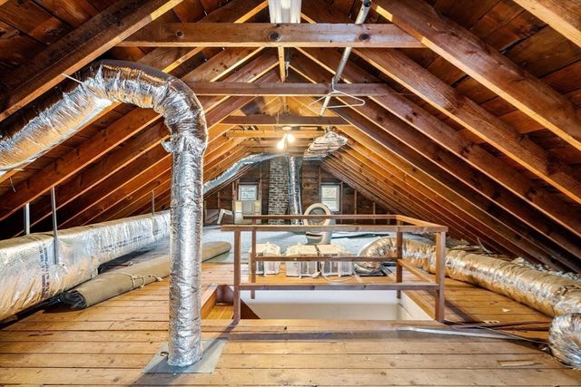 88 Elm St, Milton, MA 02186