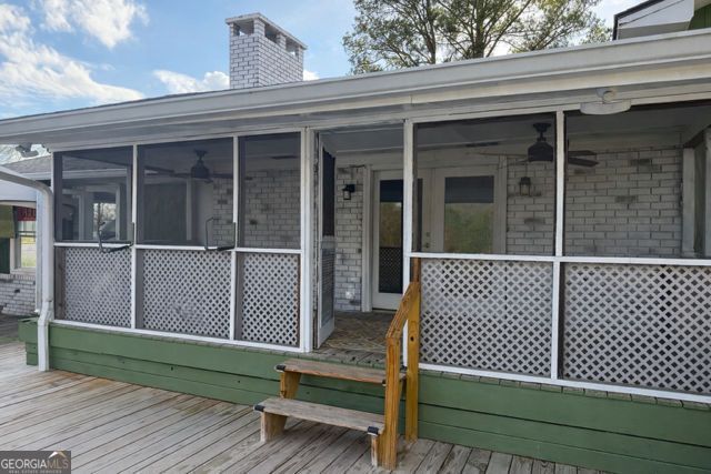 100 Woodlake Drive, Chatsworth, GA 30705