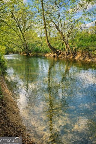 100 Woodlake Drive, Chatsworth, GA 30705