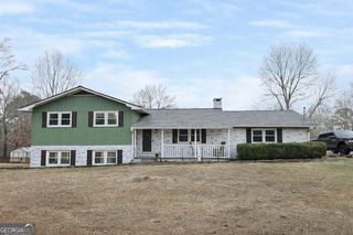 100 Woodlake Drive, Chatsworth, GA 30705