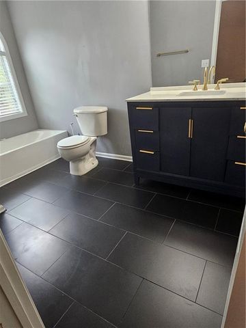 2511 Walden Lake Drive, Decatur, GA 30035