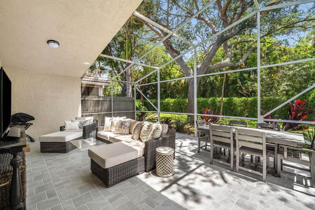 13618 Breton Lane, Delray Beach, FL 33446
