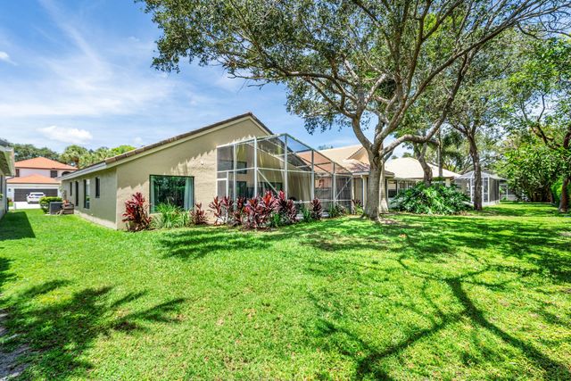 13618 Breton Lane, Delray Beach, FL 33446